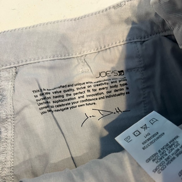 JOE’S JEANS Stone High Rise Cargo Skirt With Asymmetrical Hem Detail - Picture 8 of 9